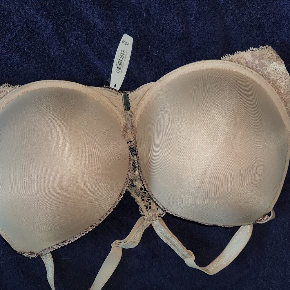 NWT 36DDD front clasp bra